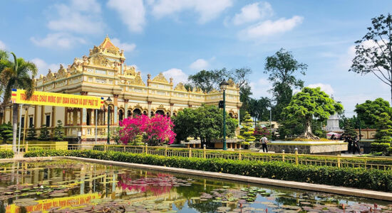 My Tho Vinh Trang Pagoda Lotus